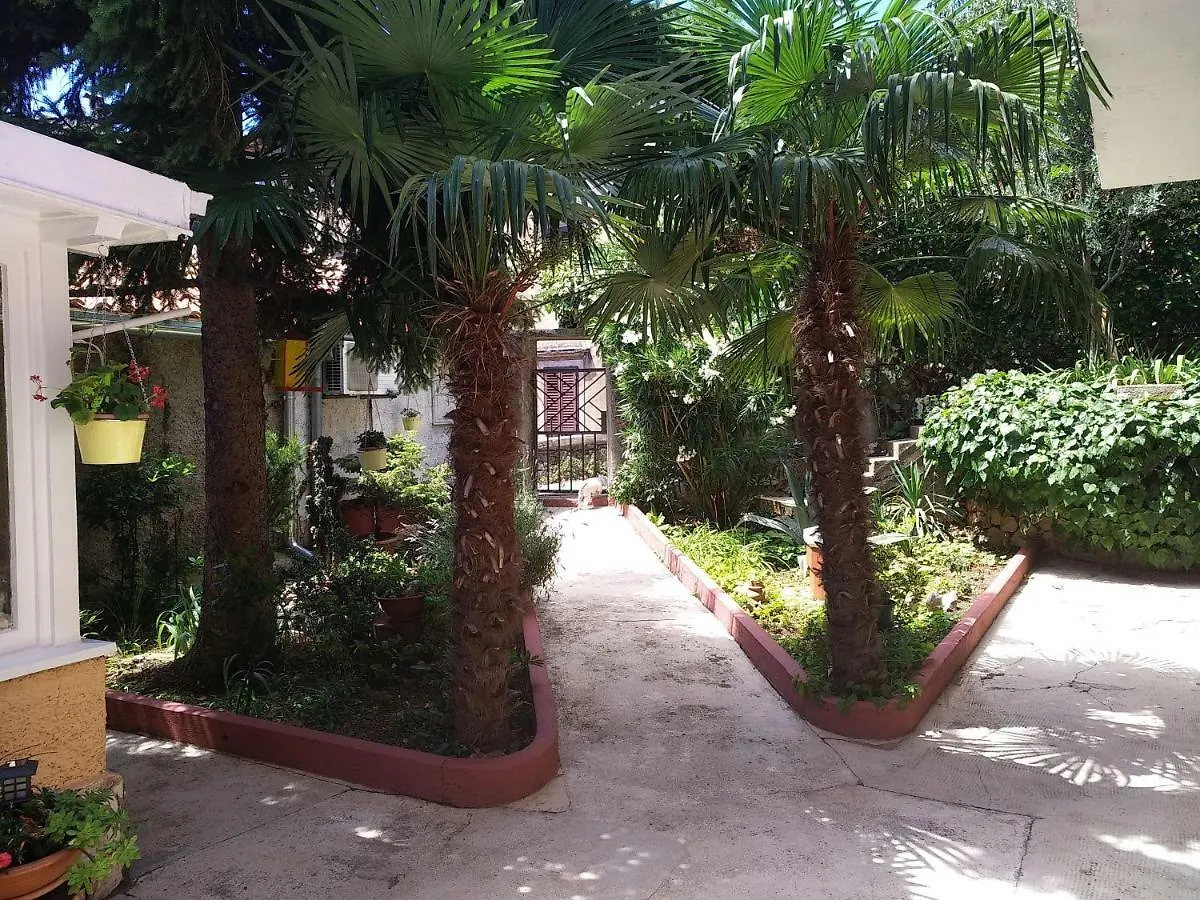 Apartment Apartman Plasse Rijeka